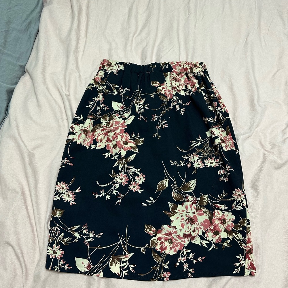 West Kei Navy Floral Faux Wrap Skirt - Picture 11 of 13